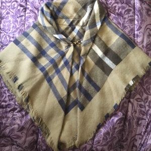 Warm, Cozy, Modena Shawl